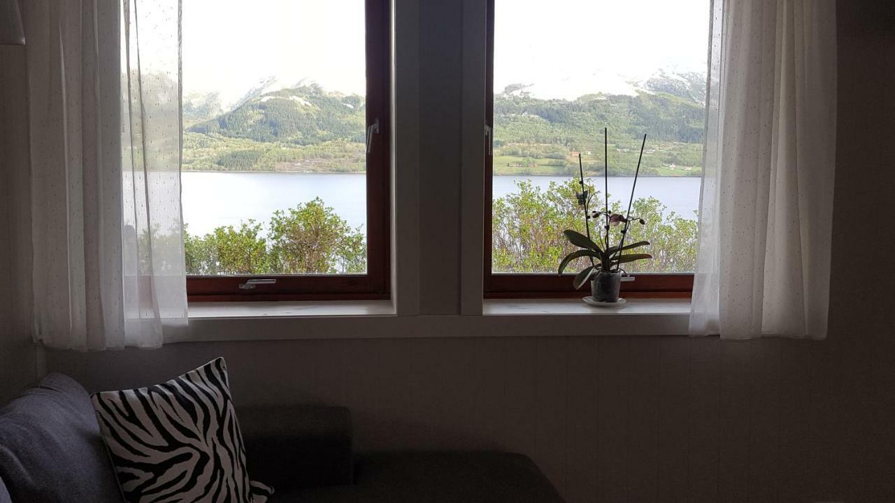 Kvernesfjorden Apartments Steinsgrenda Экстерьер фото